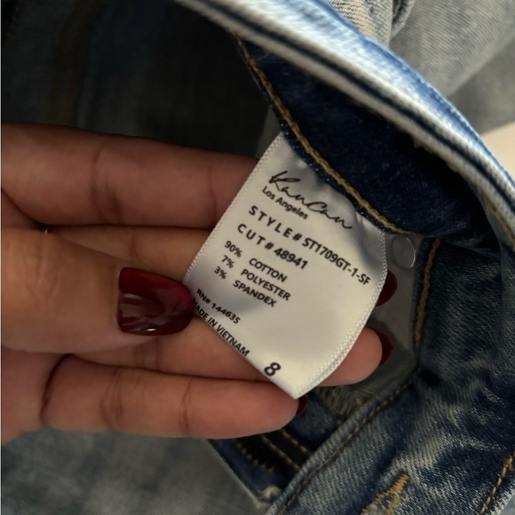 Kancan Light Wash Straight Leg Jeans W/ Raw Hem Soft & Stretchy Size 8 - Picture 12 of 12